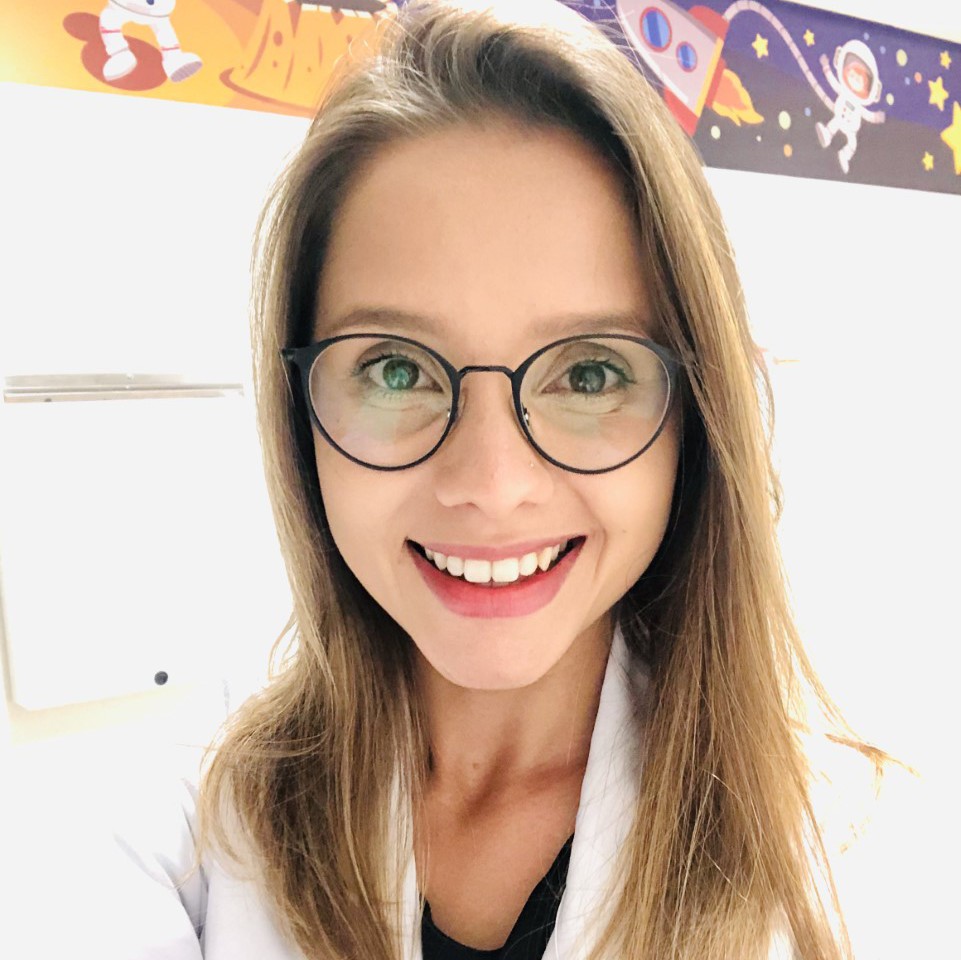 Tainara Emilia Rodrigues da Silva Tainara Emilia Rodrigues da Silva